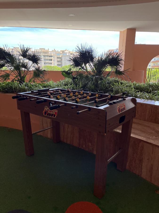 -Malagasunapts-Skygarden Teatinos Pool Playground Экстерьер фото